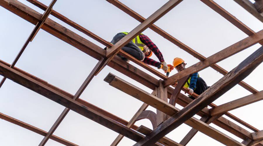 Professional gutter cleaning services in Denver, CO